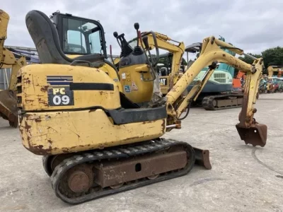 KOMATSU PC09-1C