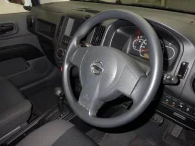 Nissan AD