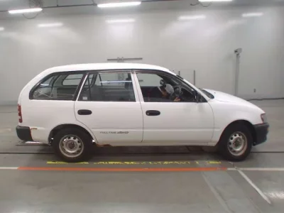 Toyota COROLLA VAN