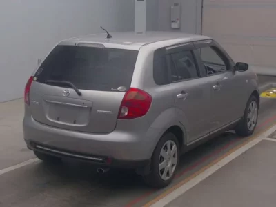 Mazda VERISA