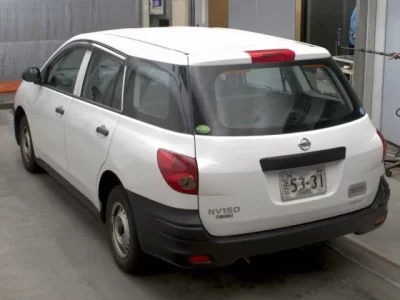 Nissan AD