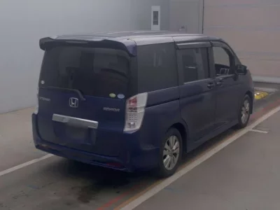 Honda STEP WAGON