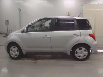 Toyota IST