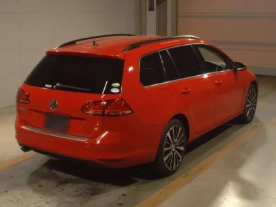 Volkswagen GOLF VARIANT