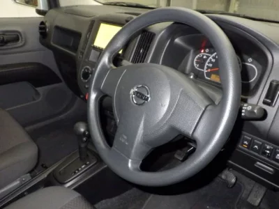 Nissan AD