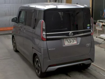 Nissan ROOX
