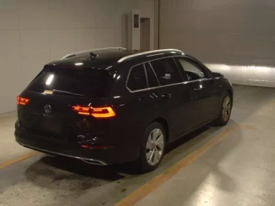 Volkswagen GOLF VARIANT