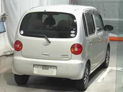 Daihatsu MOVE LATTE