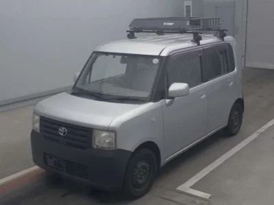 Toyota PIXIS SPACE