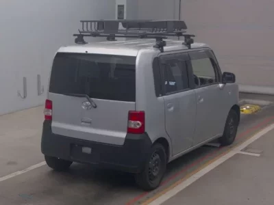 Toyota PIXIS SPACE