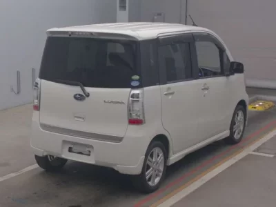 Subaru LUCRA
