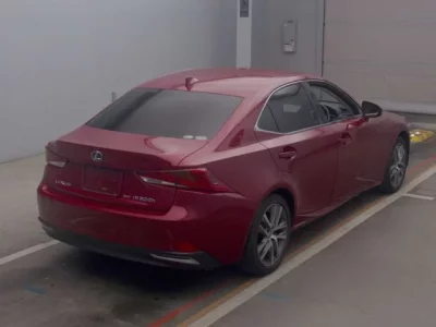 Lexus IS
