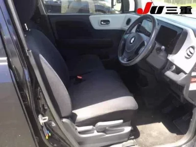 Suzuki MRWAGON