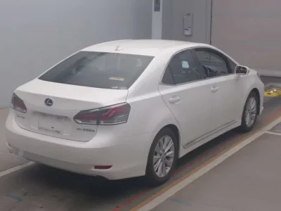 Lexus HS