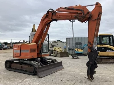HITACHI EX60URG