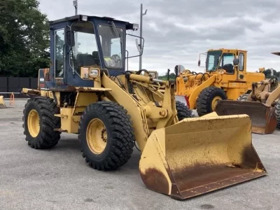 KOMATSU WA100-1