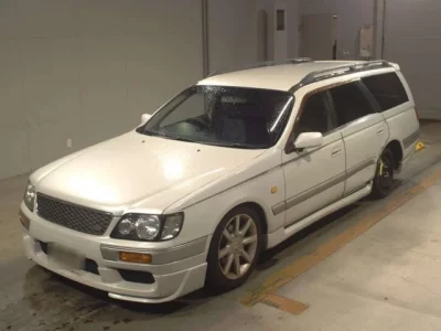 Nissan STAGEA