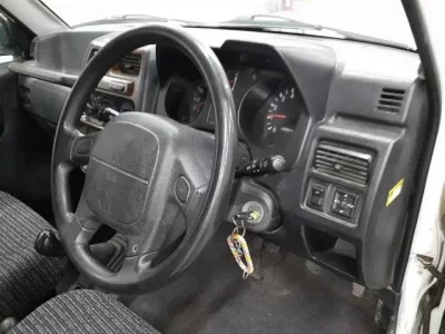 Mitsubishi PAJERO JR