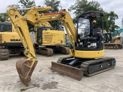 KOMATSU PC38UU-6