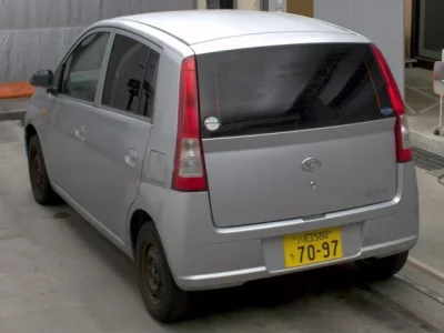 Daihatsu MIRA