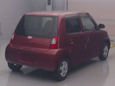 Daihatsu Esse