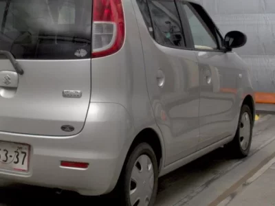 Suzuki MRWAGON