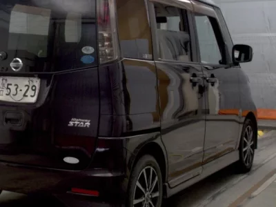 Nissan ROOX