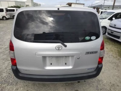Toyota SUCCEED