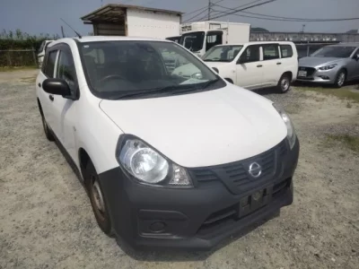 Nissan AD