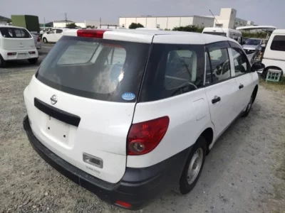 Nissan AD