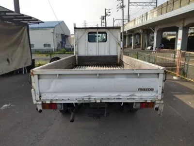 Mazda TITAN