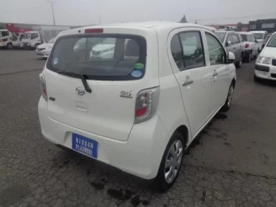 Daihatsu MIRA E S