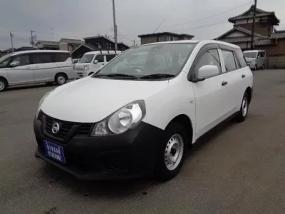 Nissan AD