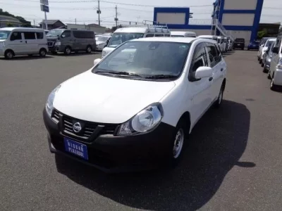 Nissan AD