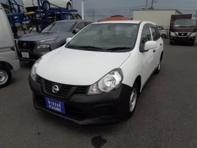 Nissan AD