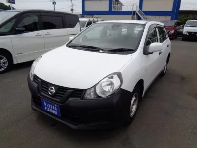 Nissan AD