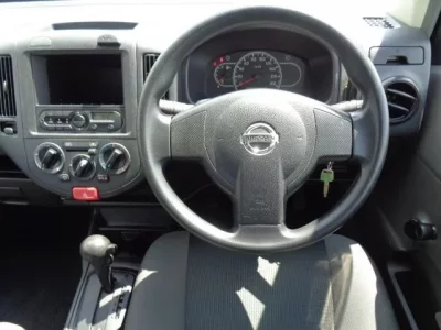 Nissan AD