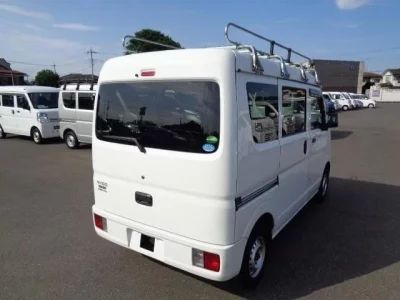 Nissan CLIPPER VAN