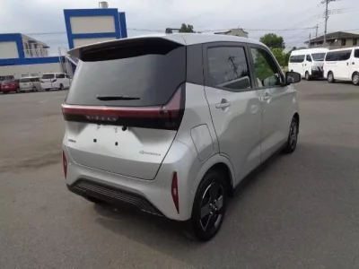 Nissan SAKURA