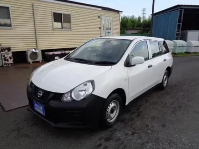Nissan AD