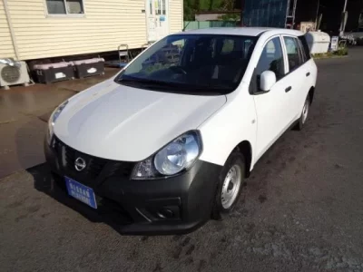Nissan AD