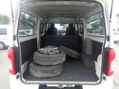 Nissan CARAVAN VAN