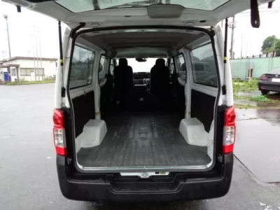 Nissan CARAVAN VAN