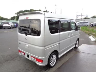 Nissan CLIPPER RIO
