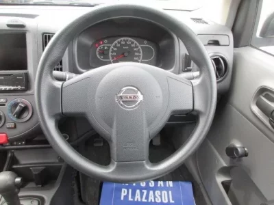 Nissan AD