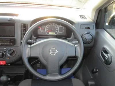 Nissan AD