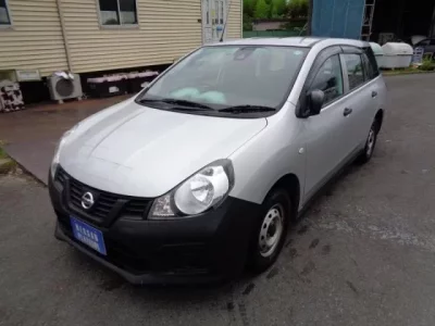 Nissan AD