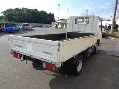 Nissan ATLAS