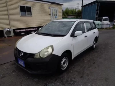 Nissan AD