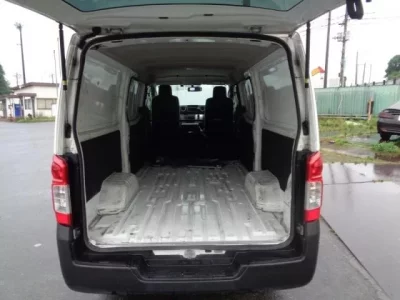 Nissan CARAVAN VAN